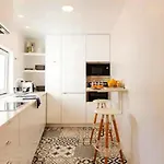 Comfortable And Bright -